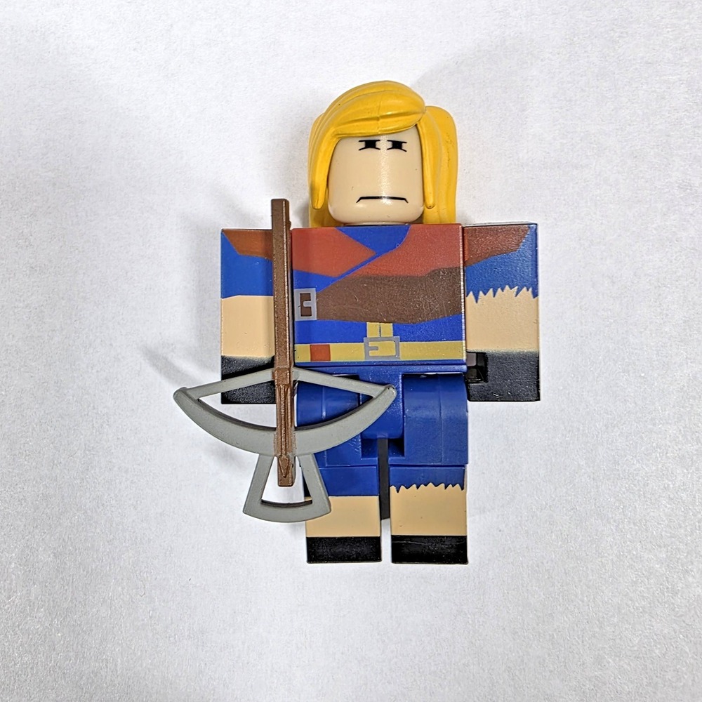 Roblox Action Figure Series 1 Hunter Girl With Crossbow Roblox